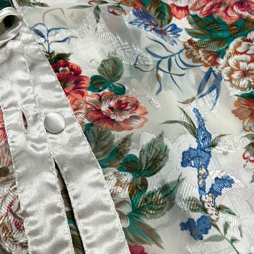 Victoria’s Secret coverup - Picture 3 of 7